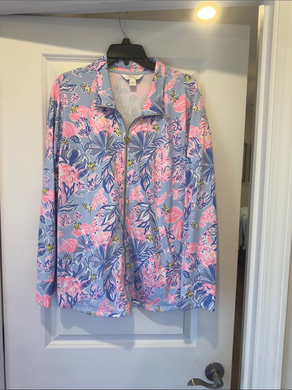 Like new, Lilly Pulitzer Blue, Pink & Blue Floral Zip Jacket